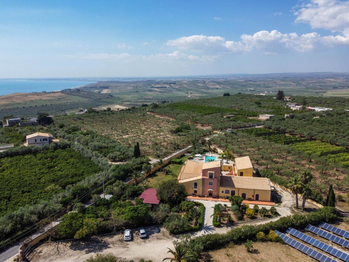 Casa Vacanze Torre Tabia Country house