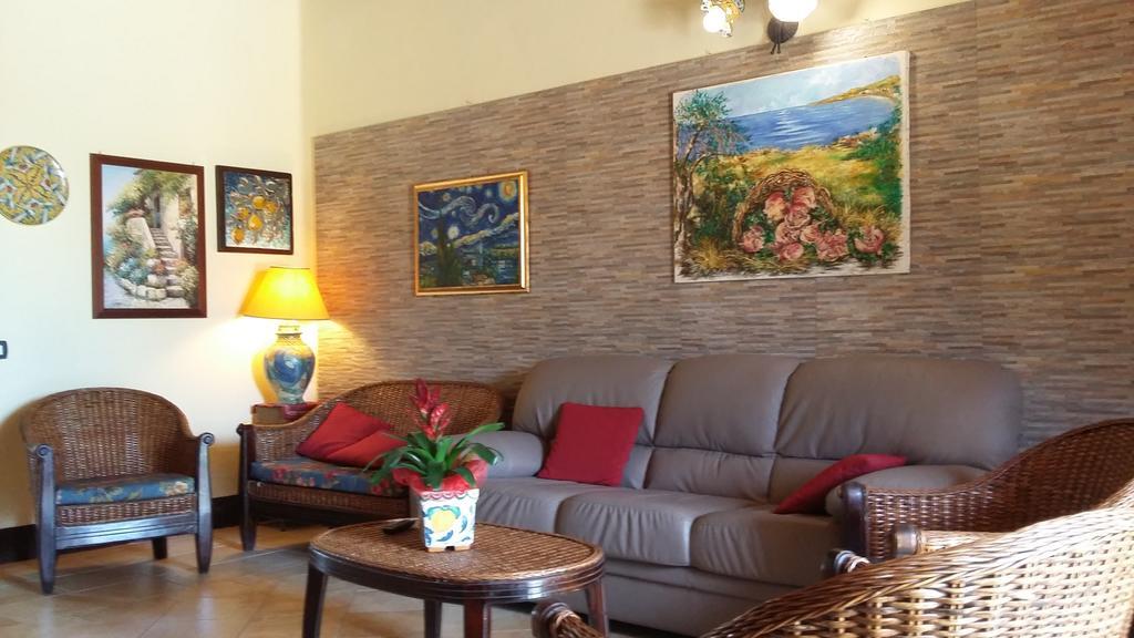 Casa Vacanze Torre Tabia Country house *